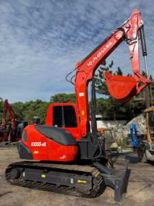 Excavatrice Kubota KX80-4 d'occasion, importée du Japon, mini-pelle de 8 tonnes, système hydraulique stable, fonctionnalités complètes, bon état - Product Image 2