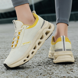 Chaussures de course respirantes et légères personnalisables avec logo de marque, doublure en mesh, pour hommes et femmes, chaussures d'entraînement d'extérieur, usine d'origine - Product Image 4