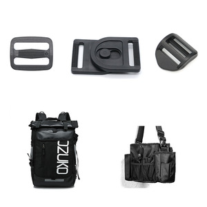Boucle latérale en plastique 32 mm pour l'ajustement des sangles de sacs - Product Image 4