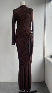 Elegante Abito Lungo <span class=keywords><strong>Marrone</strong></span> Plissettato di Alta Qualità Vietnam 2026 Ramadan Nuovo Abito da Sera Lungo <span class=keywords><strong>in</strong></span> <span class=keywords><strong>Maglia</strong></span> Elasticizzata - Product Image 6