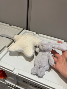 Juguete <span class=keywords><strong>de</strong></span> Peluche Musical <span class=keywords><strong>de</strong></span> Conejito Tímido con Cuerda, Súper Suave <span class=keywords><strong>de</strong></span> Algodón PP, Diseño <span class=keywords><strong>de</strong></span> Estrella, Sonajero Colgante para Decoración <span class=keywords><strong>de</strong></span> Cuna, Regalo para Niños - Product Image 4