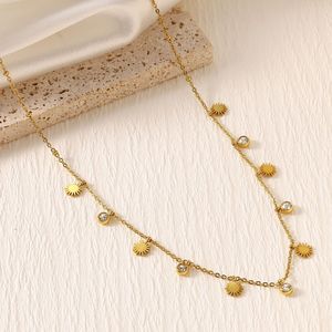 Collar de Acero Inoxidable con Colgante de Corazón, Estrella y Luna, Chapado en Oro de 18k, con Diamantes de Colores, para Mujer, Accesorios Coreanos - Product Image 4