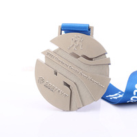 Médailles de sport personnalisées en alliage de zinc doré 2D/3D avec ruban, pour course à pied et marathon, design économique du fabricant