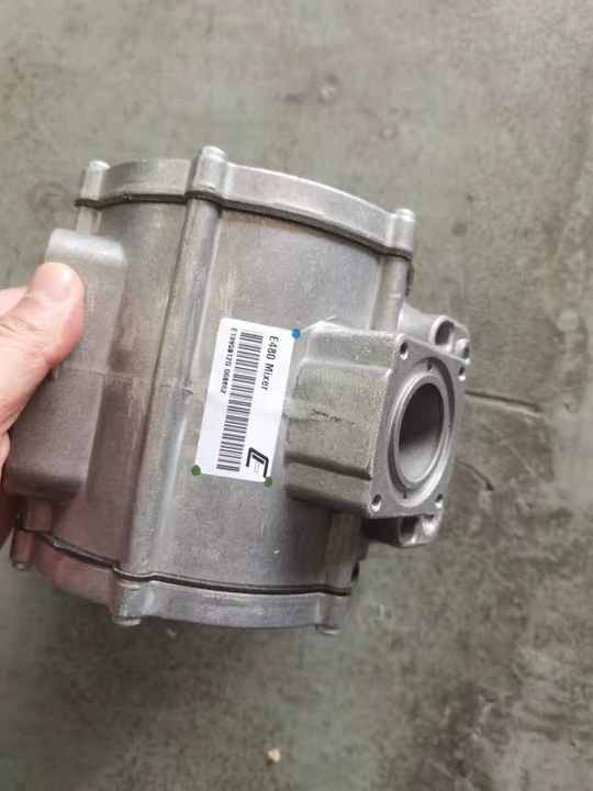 SINOTRUK Original 12L LNG & CNG Gas Mixer Assembly New Natural Gas T12 ...