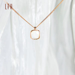 Cangkang alami dekoratif manik-manik liontin perhiasan rantai 18k emas murni kalung kerang au750 emas 18k nyata - Product Image 4