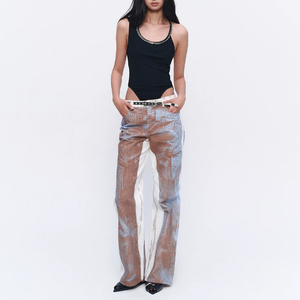 Jeans personnalisés à taille basse, style rétro américain, imprimés recto-verso, uniques, coupe droite légèrement évasée pour femmes - Product Image 2