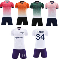 Tenue de football rétro respirante, vêtements de foot 100% polyester unisexe à manches courtes, imprimé par transfert thermique