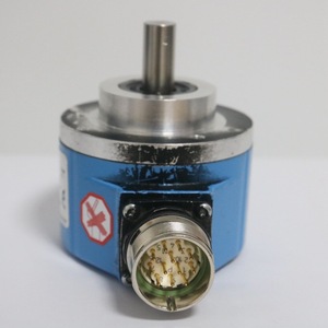 Encodeur SICK DGS60 A4Z0 S10 à axe incrémental pour usage industriel - Product Image 1