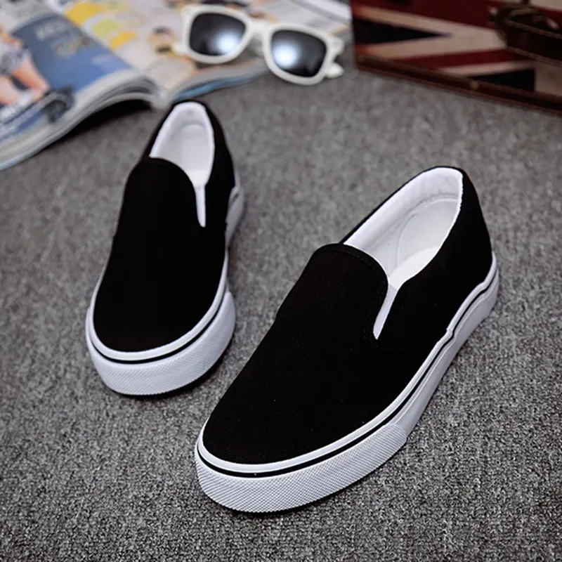 Low moq slip on blank black white sneakers breathable men canvas shoes casual