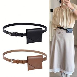 Sac banane en cuir mini avec ceinture réglable et portefeuille croisé, idéal pour les robes et comme cadeau pour femme - Product Image 4