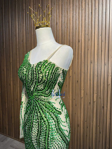 Robe fourreau élégante pour femme, une seule manche longue, en tissu de soie avec strass haut de gamme, robe de soirée de luxe - Product Image 3