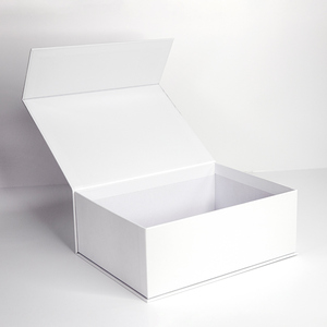 Caja de Regalo de Cartón Rígido Blanco con Tapa Magnética y Logotipo Personalizado - Product Image 4