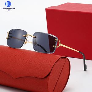 Lunettes de soleil sans monture <span class=keywords><strong>Ka</strong></span> Jia pour femme, décorées en forme de C, style européen et américain, luxe léger, personnalisées - Product Image 2
