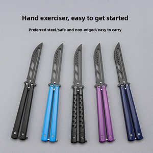 Cuchillo de Práctica Plegable de Acero Inoxidable sin Filo, Tipo Mariposa, para Entrenamiento Deportivo al Aire Libre, para Principiantes de <span class=keywords><strong>CSGO</strong></span>, Venta al Por Mayor de Fábrica - Product Image 1