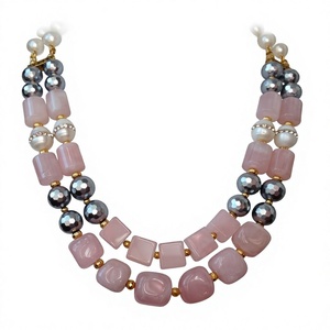Nouveau Collier Charmant pour Femme de Haute Qualité, Design Tendance, Collier en Résine Coloré en Forme d'Ange, Bijoux de Noël pour Femme - Product Image 3