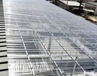 Material Prima de Policarbonato Virgen Premium, Duradero, Ecológico, Diseño Moderno para Aplicaciones de Techos Exteriores, Construcción Sostenible
