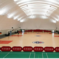 Dôme gonflable géant en membrane d'air PVDF coupe-vent pour terrain de badminton et de tennis