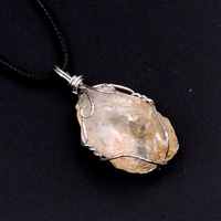 Collier pendentif en fil de cristal, pierre irrégulière d'améthyste, de fluorite et d'aventurine, cadeau pour Halloween, Noël, Nouvel An