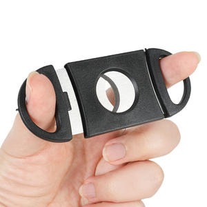 Coupe-cigares portables à double lame de style européen et américain, coupe-cigares/déchiqueteurs en plastique tranchants pour les voyages masculins - Product Image 2