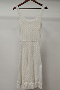 Vestido de punto sin tirantes para mujer, patrón delicado, diseño informal con cordones, estilo suave y relajado - Product Image 5