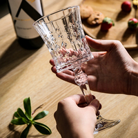 Franse Stijl Op Maat Gemaakt Creatief Kristal Vintage Geperst Transparant Bekerglas Voor Wijn