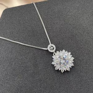 สร้อยคอคริสตัลแวววาวทำจากสเตนเลสสตีลสร้อยคอเกล็ดหิมะ - Product Image 1