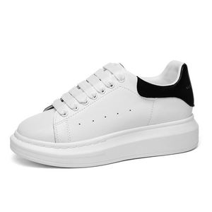 Scarpe Casual di Lusso Personalizzate all'Ingrosso, <span class=keywords><strong>Sneakers</strong></span> Classiche da Corsa per Uomo <span class=keywords><strong>e</strong></span> <span class=keywords><strong>Donna</strong></span>, Scarpe da Skate <span class=keywords><strong>Bianche</strong></span> con Lacci - Product Image 1