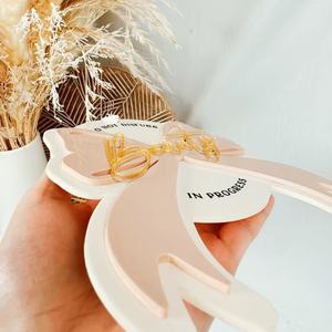 Enseigne 3D personnalisée en acrylique Poignée <span class=keywords><strong>de</strong></span> porte facile à installer Plaque décorative pour salons <span class=keywords><strong>de</strong></span> beauté PA Coiffeurs - Product Image 4