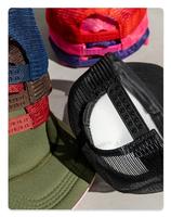 Gorra de béisbol unisex ajustable de 100% poliéster, gorra de camión con parasol de malla deportiva informal básica personalizada para adultos, talla única para todos los dorados