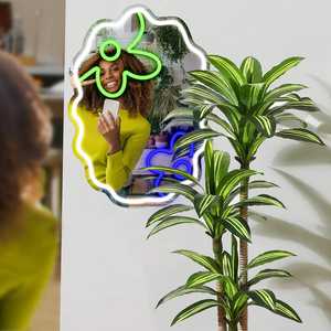 Letrero de Neón de Anime, Decoración de Pared LED con Nube de Flores, Luz de Espejo de Neón, Alimentación por USB, Regulable, Multicolor, para el Hogar y Centros Comerciales - Product Image 3