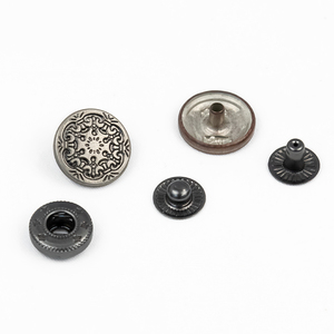 Haute qualité 10mm 20mm 4 parties logo personnalisé conception <span class=keywords><strong>laiton</strong></span> gravé sac chaussure chapeau presse métal boutons pression pour vêtements - Product Image 4