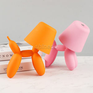 โคมไฟตั้งโต๊ะขนาดเล็กแบบส่วน<span class=keywords><strong>ตัว</strong></span>และสะดวกสบายโคมไฟตกแต่งบรรยากาศของสุนัขข้างเตียงโคมไฟสำหรับตั้งแคมป์โคมไฟบาร์ - Product Image 1