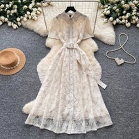 Robe décontractée élégante rose pour femme, coupe trapèze, manches courtes, ceinture, broderie florale, longueur midi, pour le quotidien et les soirées