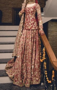 Hermoso vestido indio/paquistaní impresionante nupcial tradicional hasta el suelo rastro pesado Zardozi bordado acetato Material ATIYA - Product Image 2
