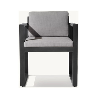 Ensemble de salle à manger d'extérieur en aluminium de style nordique moderne pour hôtel et villa, couleur personnalisable - Product Image 4