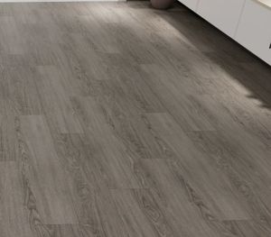 Suelo vinílico SPC silencioso de roble claro de 8 mm de tablones anchos en oferta para sala de estar - Product Image 6