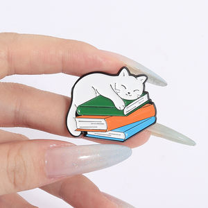 Kitap kulübü kedi emaye Pin sevimli Kitty okuma broş yaka rozeti sırt çantası takı hediye bookfriends arkadaşlar için - Product Image 4