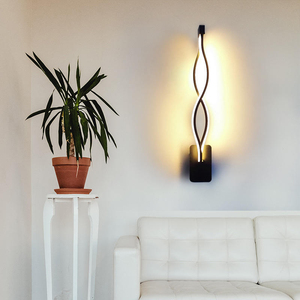 Lampe murale LED d'intérieur pour décoration de <span class=keywords><strong>maison</strong></span> moderne <span class=keywords><strong>Guirlande</strong></span> de vacances en forme d'ondes lumineuses en aluminium - Product Image 2