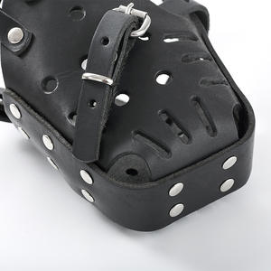 중형 ~ 대형 개를위한 조정 가능한 정품 가죽 개 총구 솔리드 패턴 물린 방지 호출 방지 무차별 수피 마스크 - Product Image 3