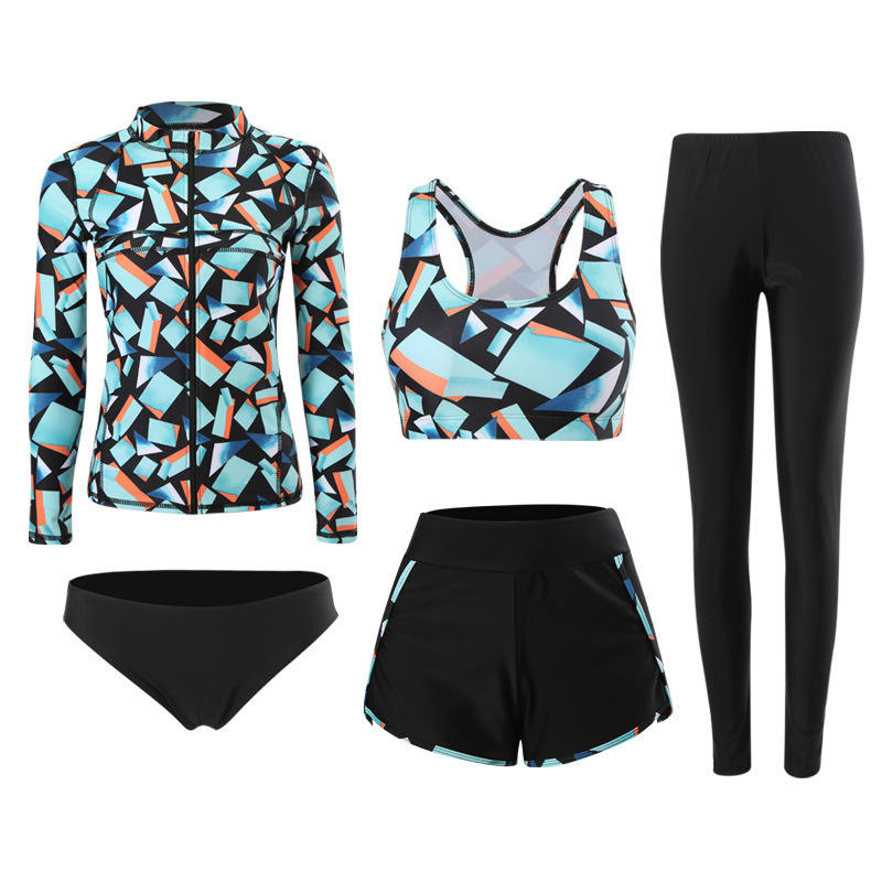 สูทห้าชิ้นของผู้หญิง