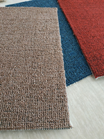 Moquette d'extérieur à boucles fabriquée à la machine, moquette unie pour bureau, rouleaux de moquette commerciale, moquette durable en polypropylène pour événements
