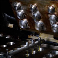 Ligne de production de coques à tarte en acier inoxydable contrôlée par PLC, état neuf, machine à fabriquer des biscuits