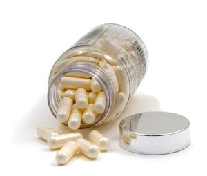 Cápsulas de biotina de suplemento de vitamina B7 de etiqueta privada OEM para el crecimiento del cabello de mujeres y hombres - Product Image 1