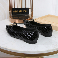 Chaussures de haute qualité pour dames Nouveaux styles Chaussures de poupée pour femmes Appartements