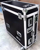 Console de mixage numérique Flight Case en aluminium étanche IP65 OEM personnalisable Boîtier de rangement