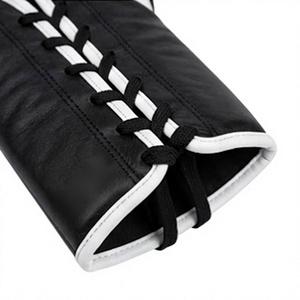 Guantes de Boxeo Profesionales 100% Cuero Original de Alta Calidad Negros y Grises con Cordones - Product Image 5