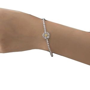 Collar con Colgante de Diamantes Amarillos en Oro Puro de 18k, Joyería de Moda Personalizada Xinfly - Product Image 1