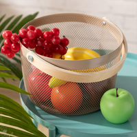 Offre Spéciale cuisine organisateur de bain classique fer treillis métallique panier de rangement de fruits avec manche en bois forme de cercle