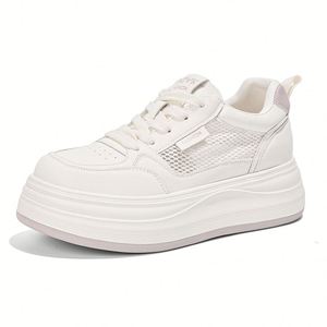 Zapatillas Deportivas Blancas de Malla Transpirable para Mujer, Novedad de Verano 2026, Zapatillas de Plataforma Baja con Suela Gruesa, Zapatos Casuales Versátiles - Product Image 1