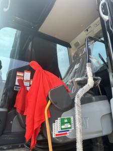 Excavadora Hidráulica Usada Cat 330D de 37 Toneladas, Original de Japón, Lista para Entrega con EPA - Product Image 3